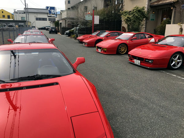 フェラーリ348クラブ駐車